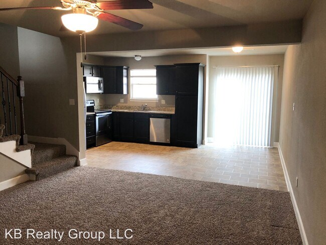 Building Photo - 2 br, 2.5 bath House - 10914 Westover Rd