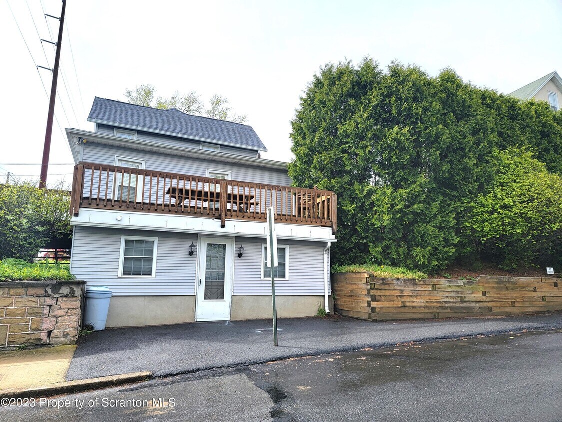 Foto principal - 1817 Ash St