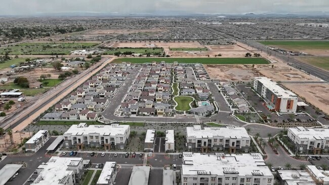  - Rev3 at Avondale Station | Homes for Rent