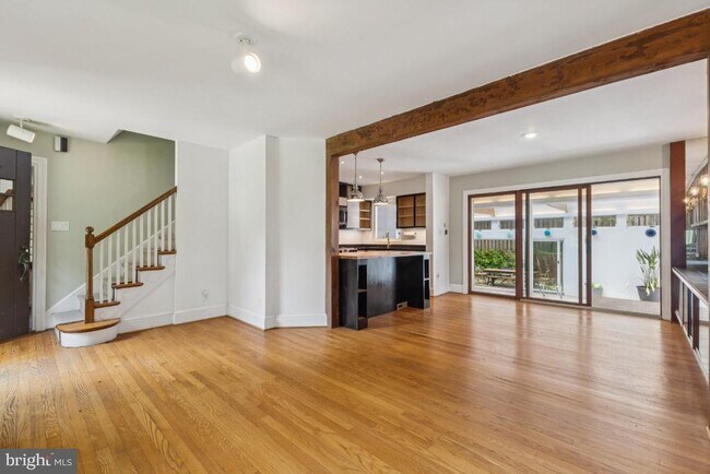 Foto del edificio - 1610 N Greenbrier St