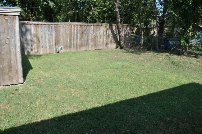 Photo - 1416 Easton Rd House