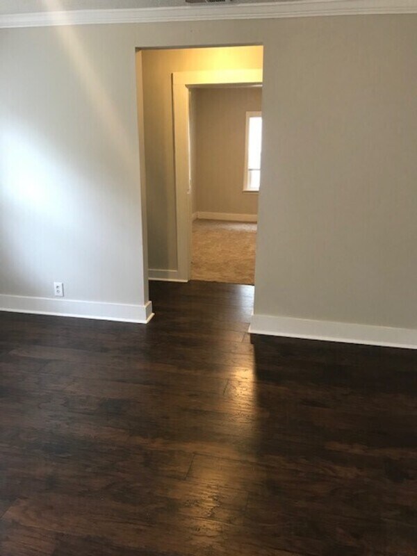 Foto del edificio - 3224 Lakeview St