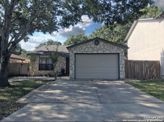 Foto principal - 7330 Corian Park Dr