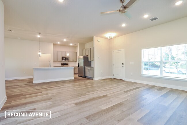 Foto del edificio - 20 Robin Hood Ln