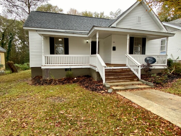 Primary Photo - 870 Carson Ave