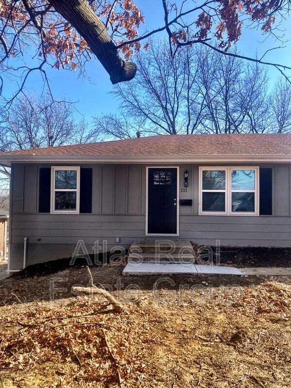 Building Photo - 111 S Oak Ridge Terrace