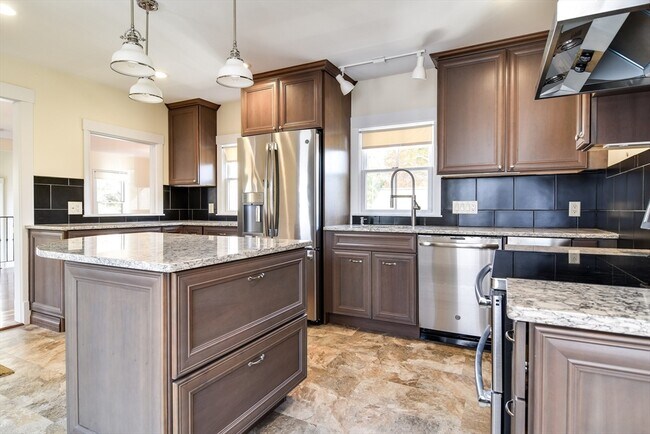 Foto del edificio - 110 Main St