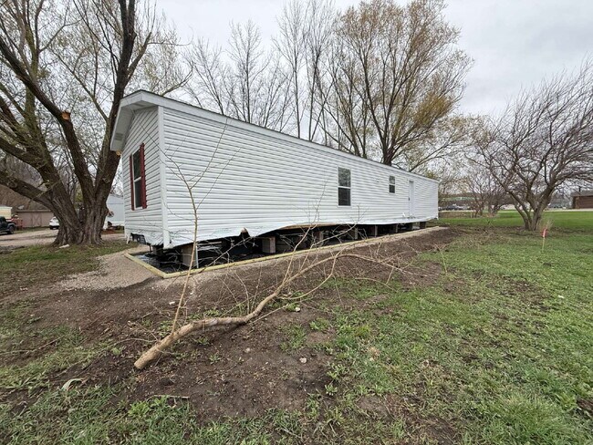 Foto del edificio - Charming 2-Bed, 2-Bath Mobile Home Retreat in Seneca!