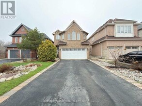 Building Photo - 20 Aztec Ct