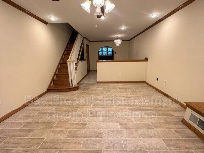 Building Photo - 618 Sigel St