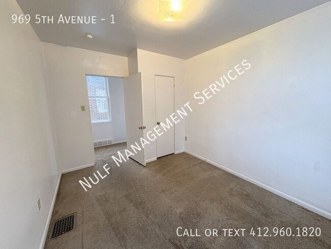 Foto del edificio - 2 Bed, 1 Bath Apartment in East McKeesport