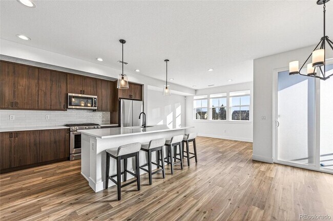 Foto del edificio - 10270 Milwaukee Cir