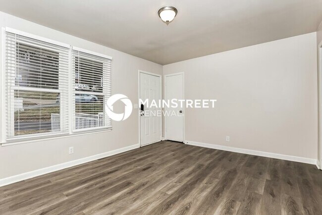 Foto del edificio - 4 Bedroom Pet-Friendly Home in NASHVILLE, ...