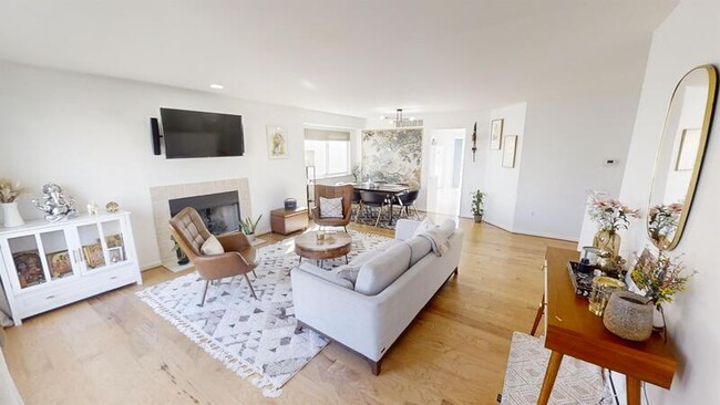 Photo - 3982 Bridle Pass House