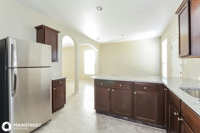 Foto del edificio - 6519 Candlecrest Ct