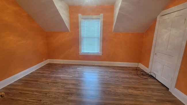 Building Photo - Modern Comfort in Toledo: Your Dream Home ...