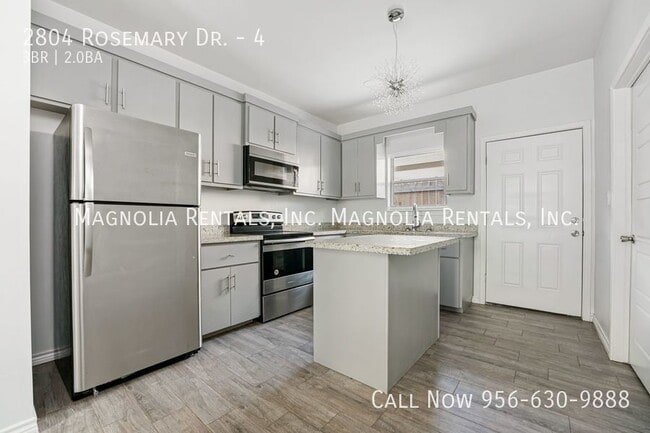 Building Photo - 3 bed 2 bath in Weslaco