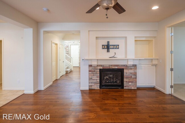 Building Photo - 5 br, 2.5 bath House - 11245 Torino Way