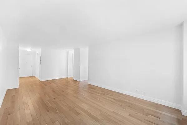 Foto del edificio - 250 W 88th St