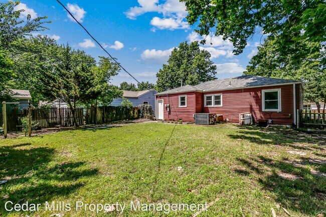 Building Photo - 2 br, 1 bath House - 2805 E Pawnee