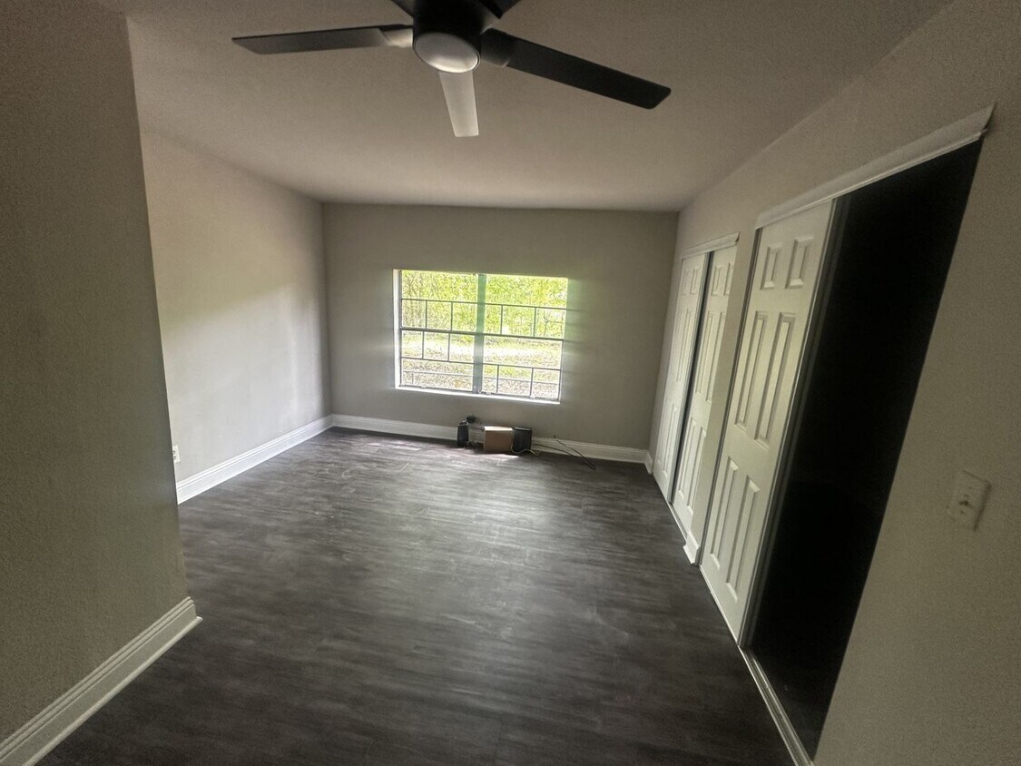 Foto del edificio - 208 Wilbert Dangerfield Dr