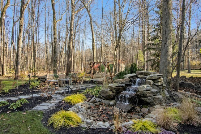 Building Photo - 129 Washington Spg Rd