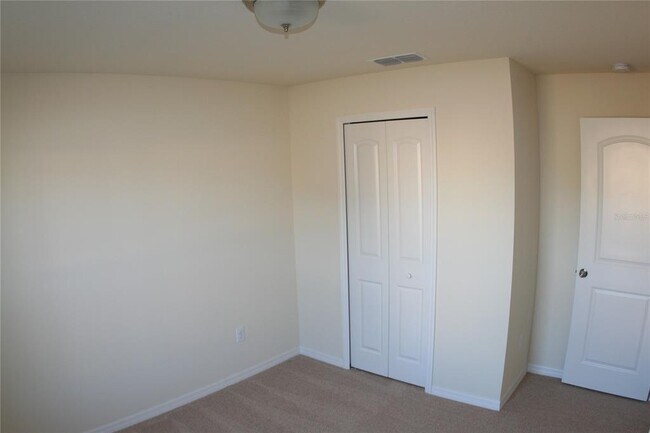 Foto del edificio - 4362 High Ridge Ave