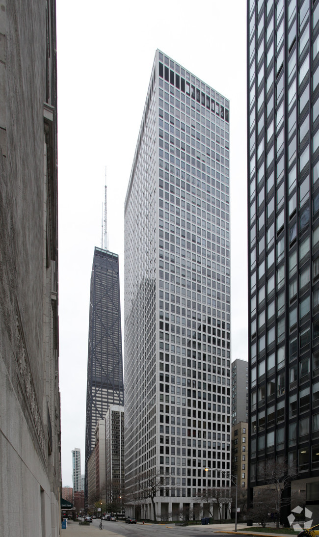 Foto del edificio - Plaza on Dewitt