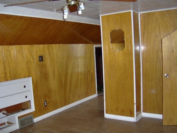 Building Photo - 9211 Woodhall St