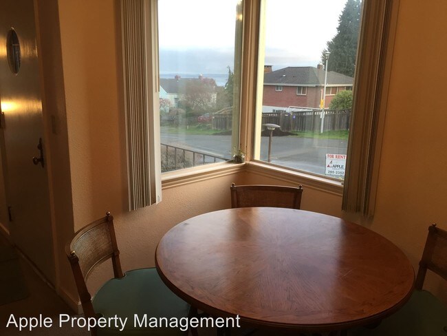 Foto del edificio - 2 br, 2 bath House - 2407 NW Neptune Pl