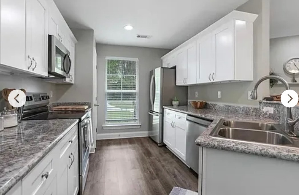 Building Photo - 62049 Choctaw Dr