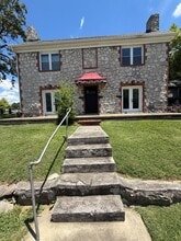Building Photo - 610 Cabell Dr