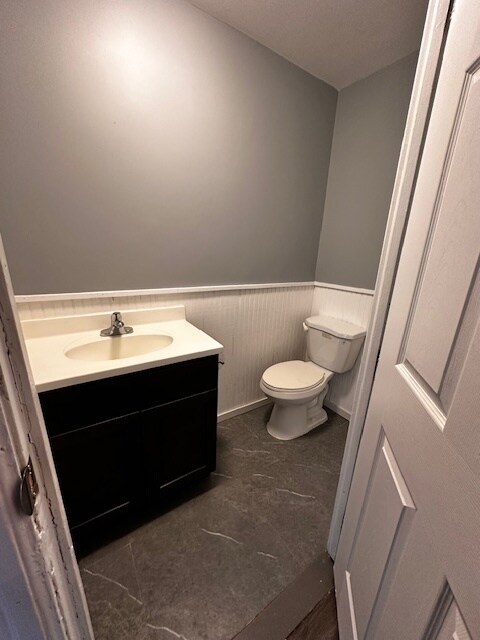 1/2 Bath - 5897-5901 US-9