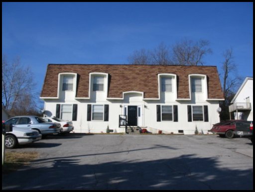 Building Photo - 1405 Dutch Valley Dr NE