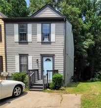 Building Photo - 6458 Bedford Ln