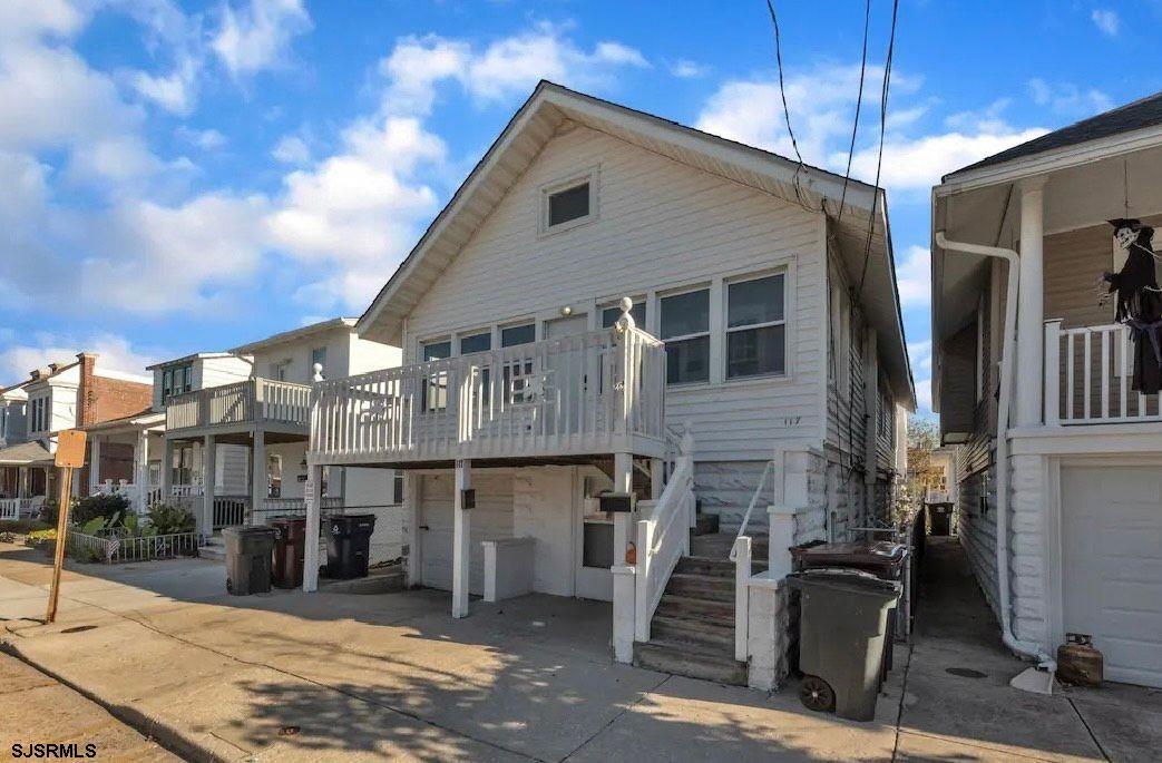 Primary Photo - 117 N Harvard Ave