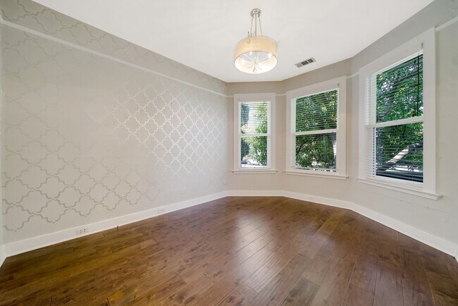 Foto del edificio - 734 Cassia St
