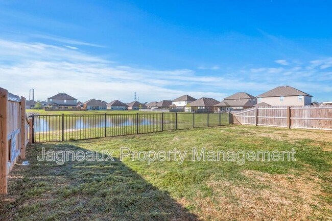 Foto del edificio - 317 Langley Dr
