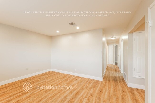 Building Photo - 1800 Alford Dr