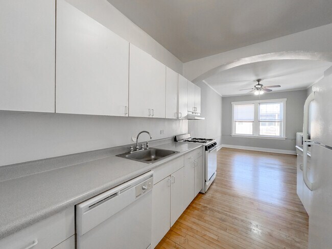 Foto del edificio - 4410 N Rockwell St