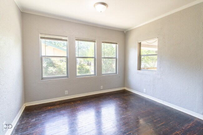 Foto del edificio - 1611 Garfield St