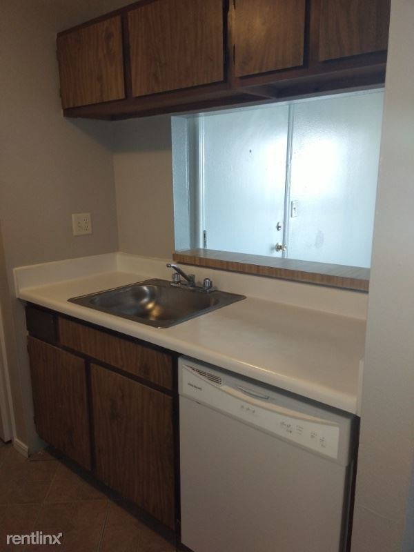 Foto del edificio - 2 br, 2 bath Apartment - 5561 NW 50th St