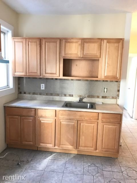2 br, 1 bath - 365 Howard Ave Apt 1L - 2 br, 1 bath  - 365 Howard Ave Apt 1L