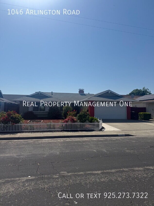 Primary Photo - 1046 Arlington Rd