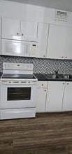 Building Photo - 3660 NE 166th St