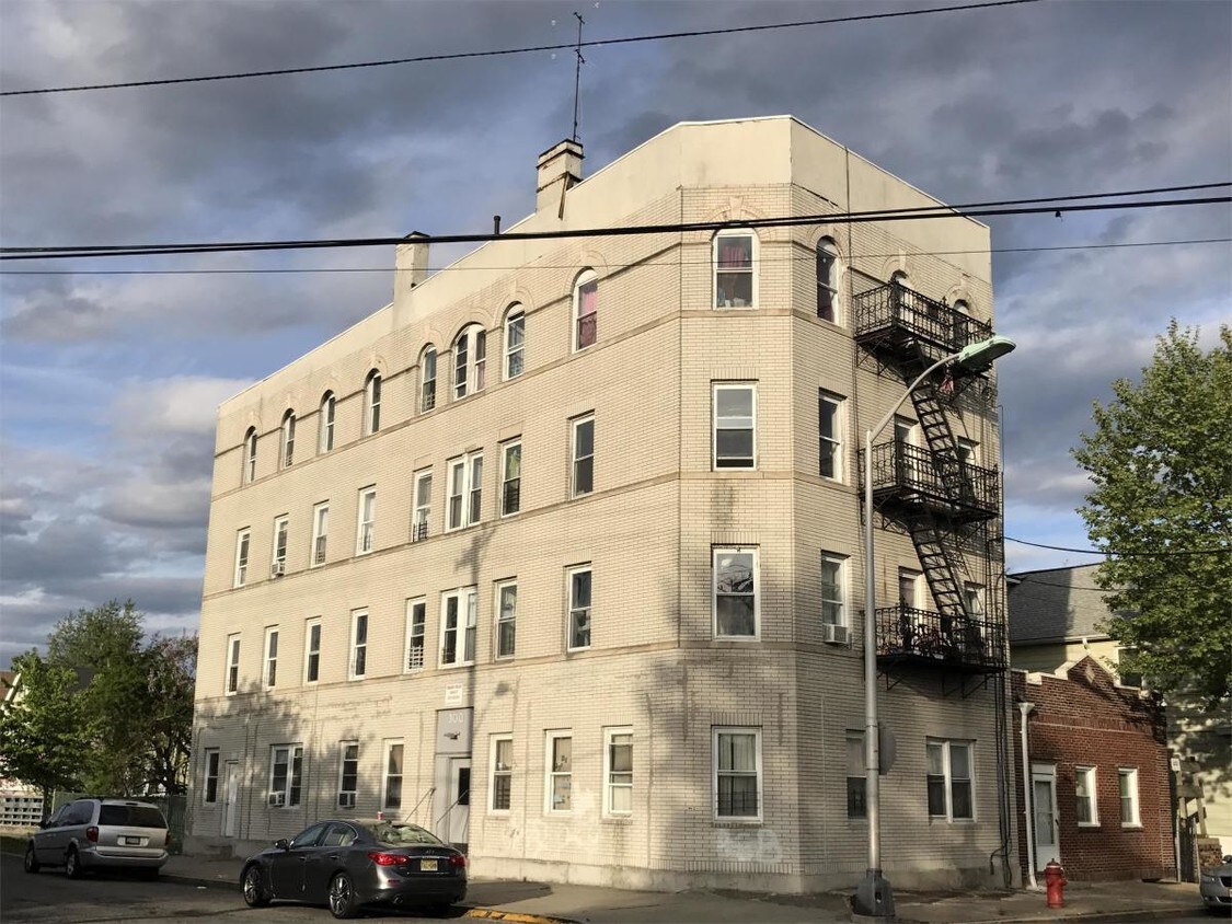 300 Watchung Ave Unit 12, City of Orange, NJ 07050 Apartment for Rent