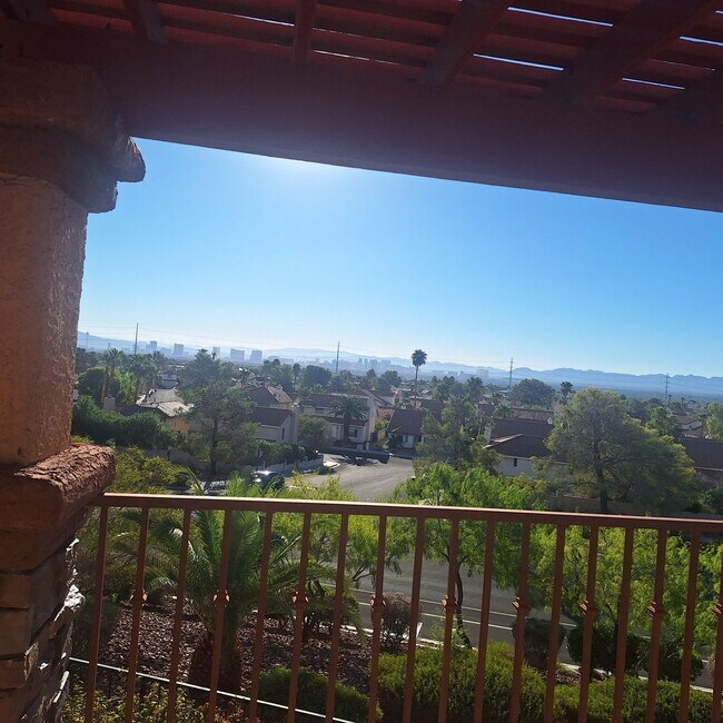 Foto del edificio - 8700 Captains Pl