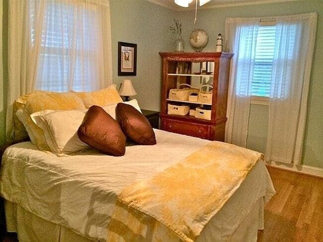 Building Photo - 816 Colleton Rd