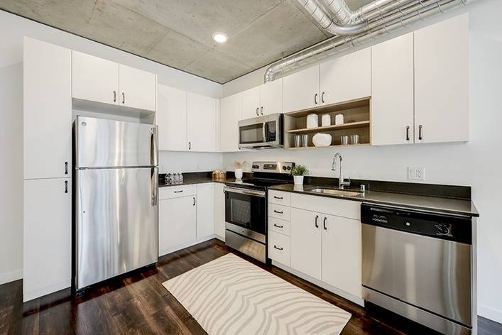 Foto principal - 624 Yale Apartments