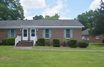 Building Photo - 302 Killigrey St